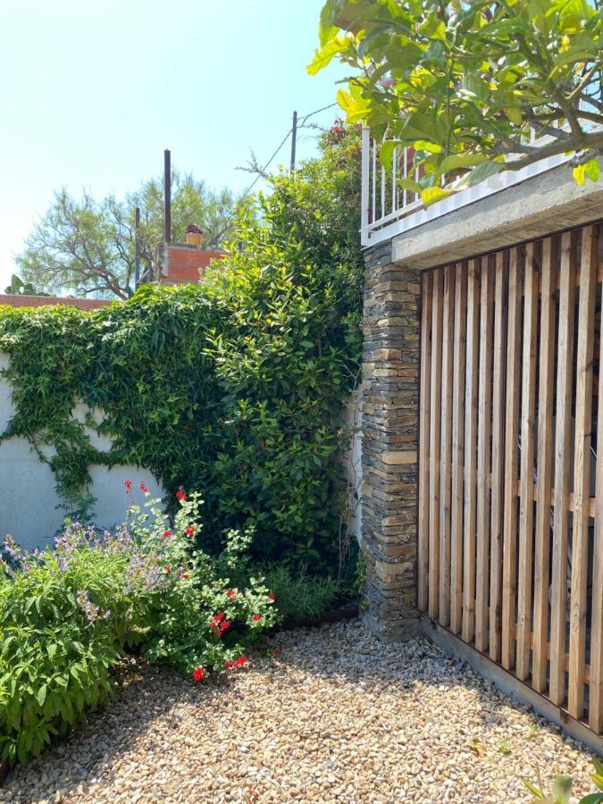 Centric Townhouse With Sea View - Casa Marta Villa Cadaques Exterior photo