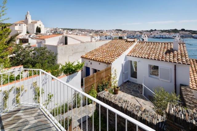 Centric Townhouse With Sea View - Casa Marta Villa Cadaques Exterior photo