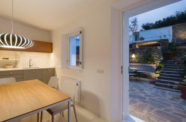 Centric Townhouse With Sea View - Casa Marta Villa Cadaques Exterior photo