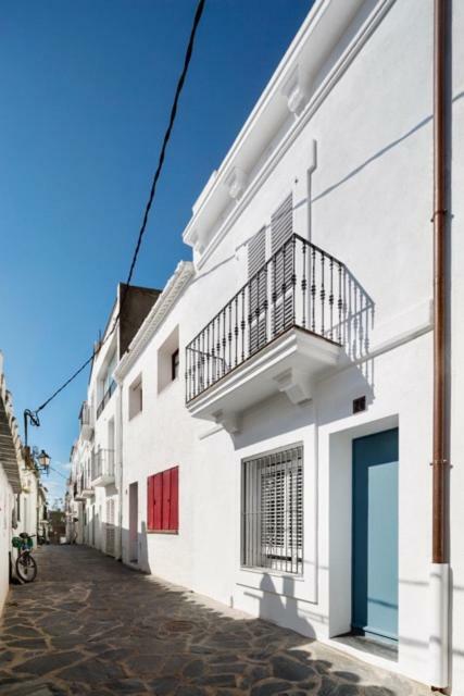 Centric Townhouse With Sea View - Casa Marta Villa Cadaques Exterior photo