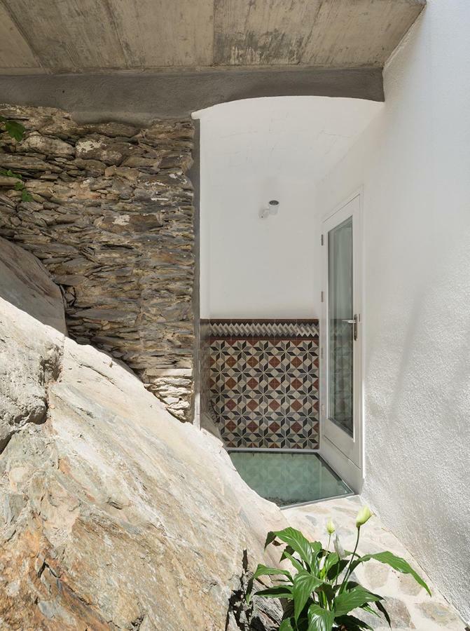 Centric Townhouse With Sea View - Casa Marta Villa Cadaques Exterior photo